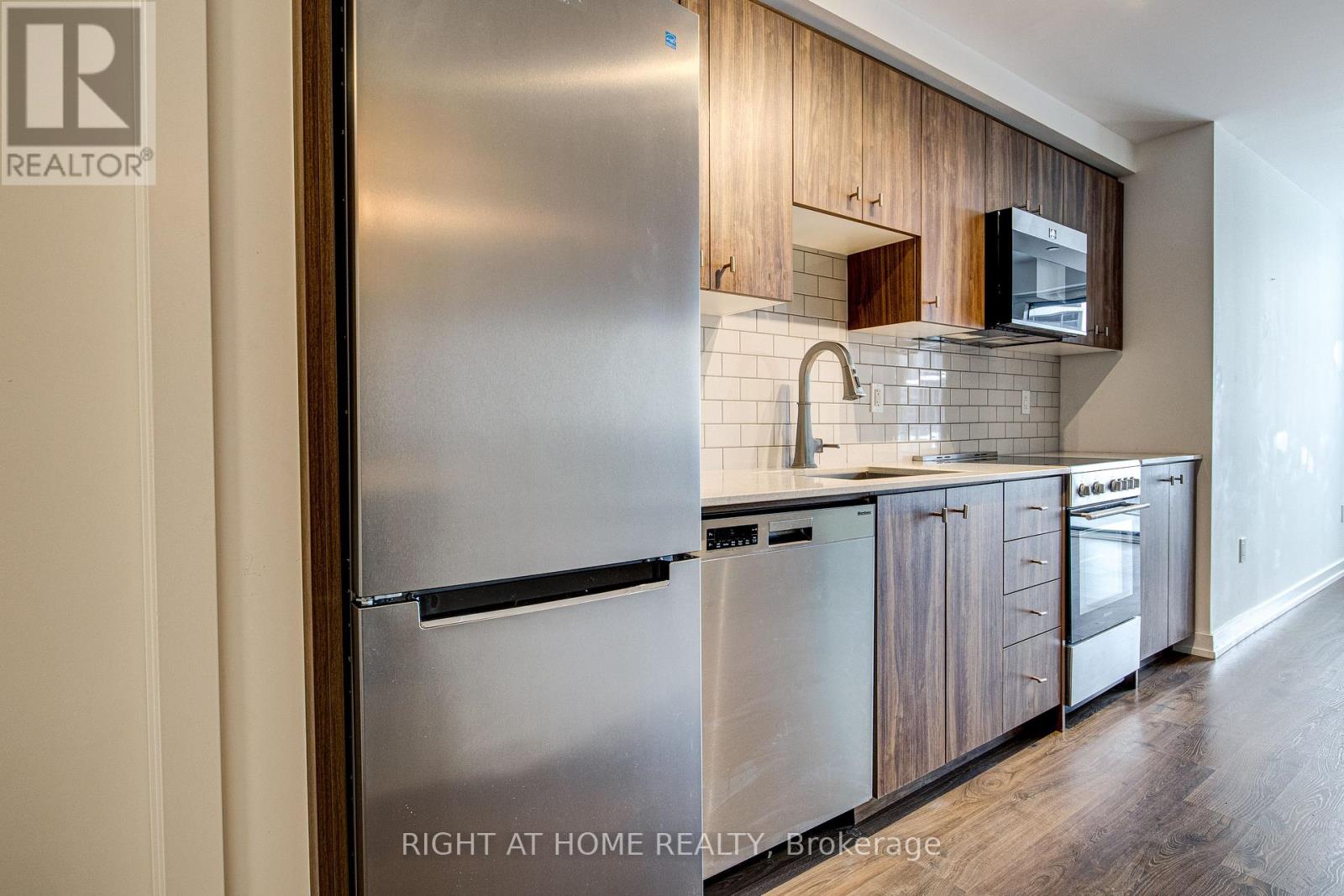 2905 - 15 Wellington Street S, Kitchener, Ontario  N2G 0E4 - Photo 8 - X12822450