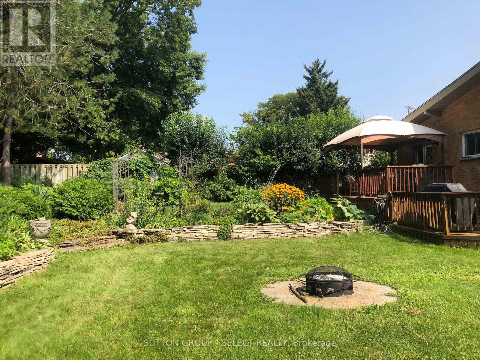 486 Cypress Avenue, London North, Ontario  N6H 3R3 - Photo 5 - X12815706