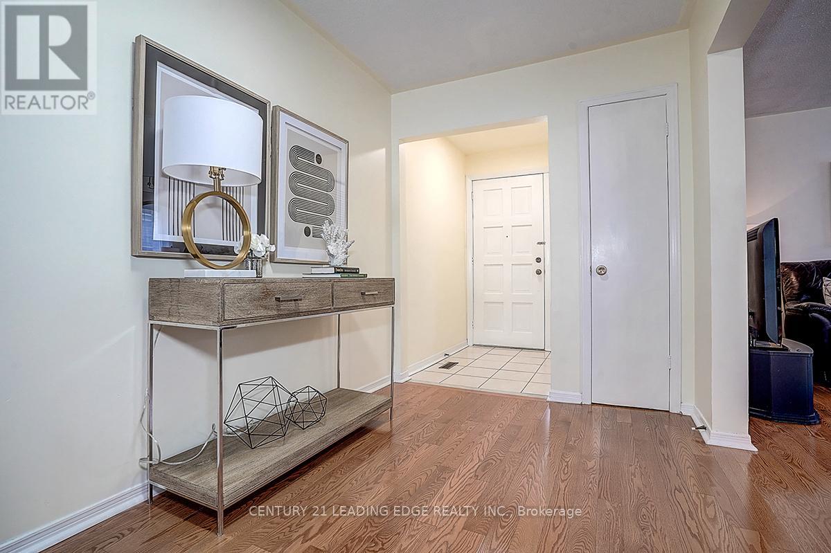 328 Chartland Boulevard S, Toronto, Ontario  M1S 3P3 - Photo 8 - E12822522