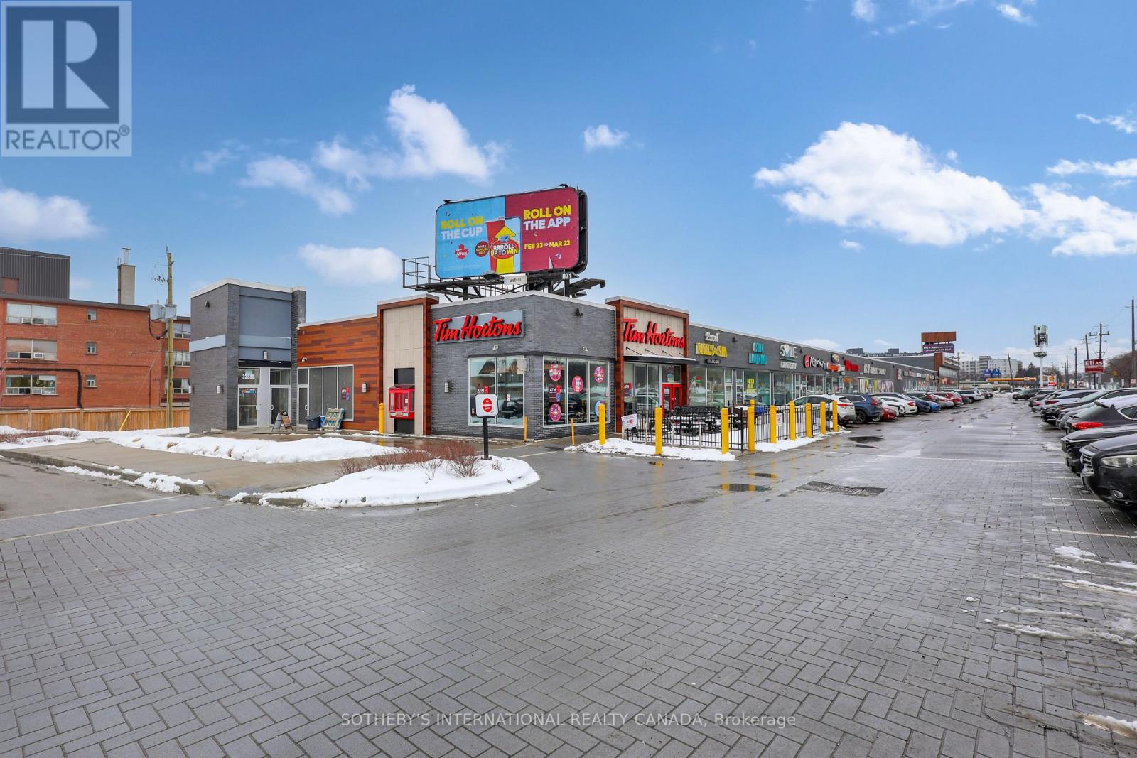 3320 Keele Street, Toronto, Ontario  M3M 2H7 - Photo 4 - W12814328