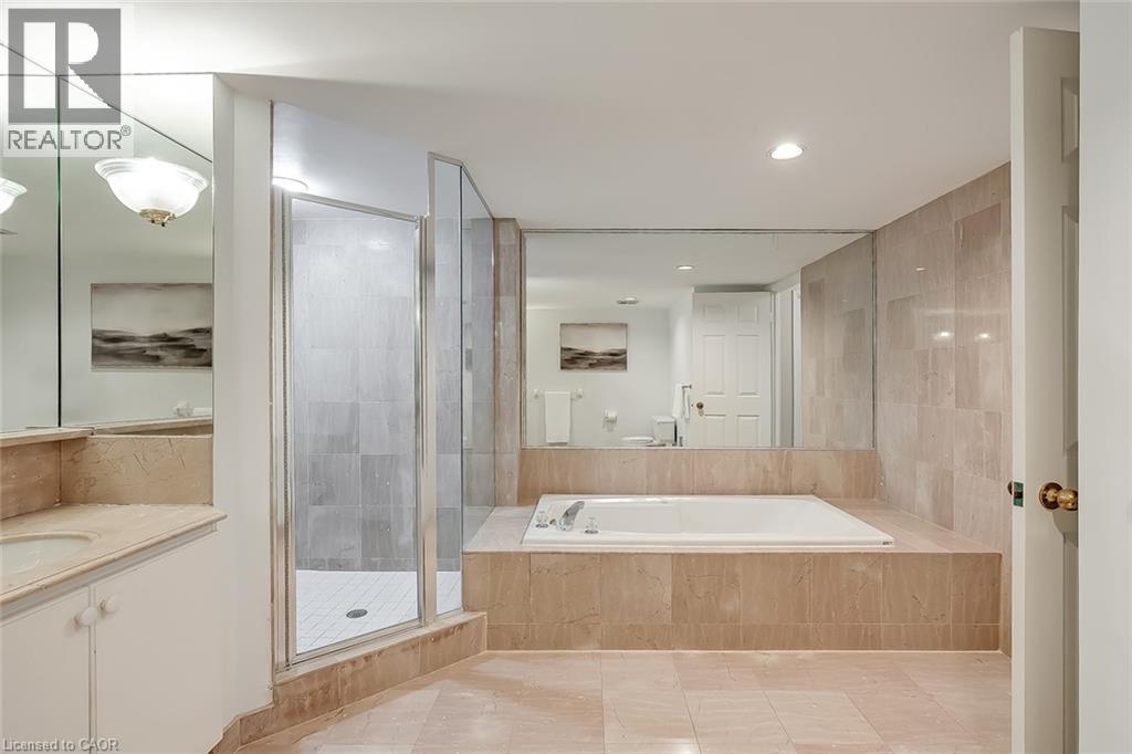 2190 Lakeshore Road Unit# 205, Burlington, Ontario  L7R 4K1 - Photo 20 - 40804299