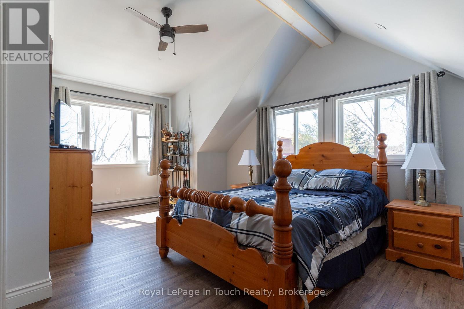 26 Macey Bay Road, Georgian Bay, Ontario L0K 1S0 - Photo 17 - X12822758