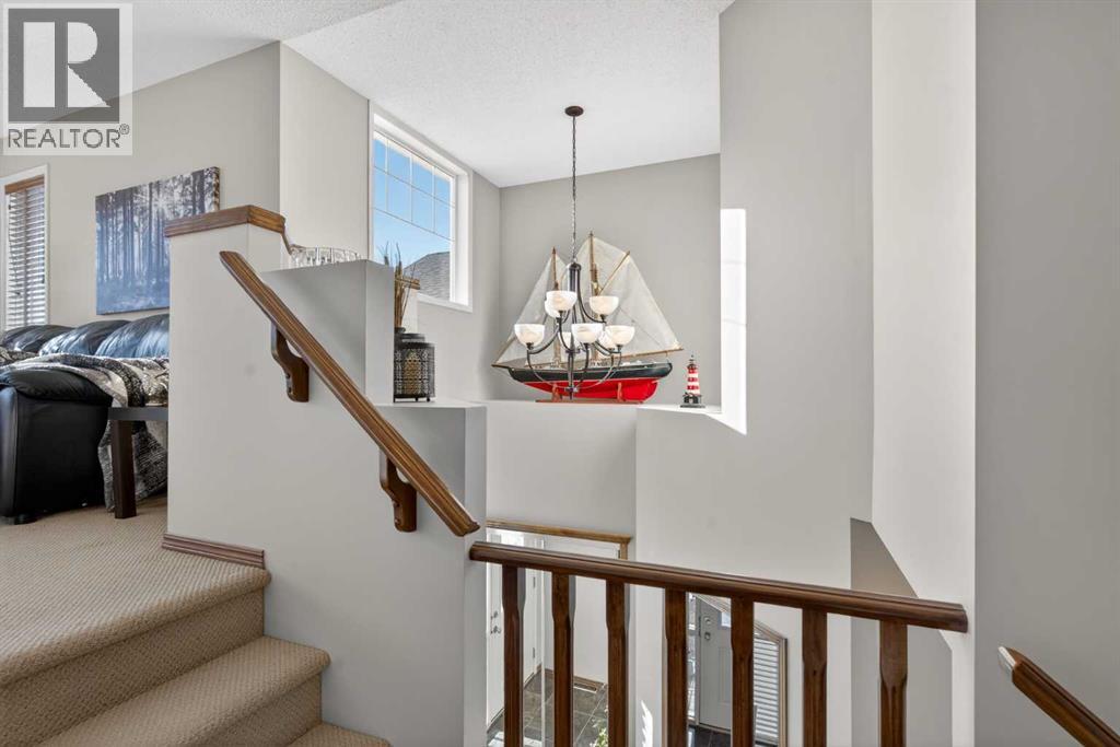 57 Pantego Hill Nw, Calgary, Alberta  T3K 0B7 - Photo 15 - A2284912