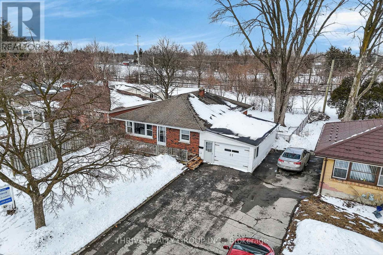 71 Jasper Crescent, London East, Ontario  N5W 1J9 - Photo 3 - X12822766