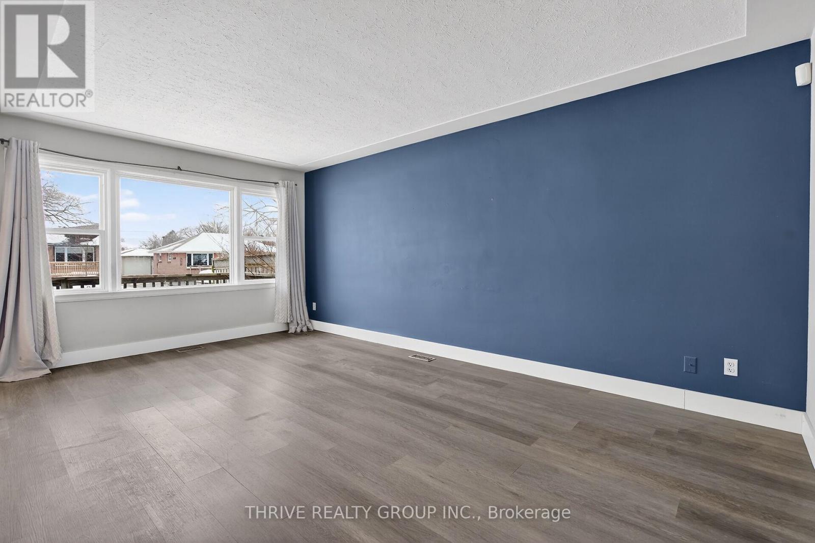 71 Jasper Crescent, London East, Ontario  N5W 1J9 - Photo 8 - X12822766