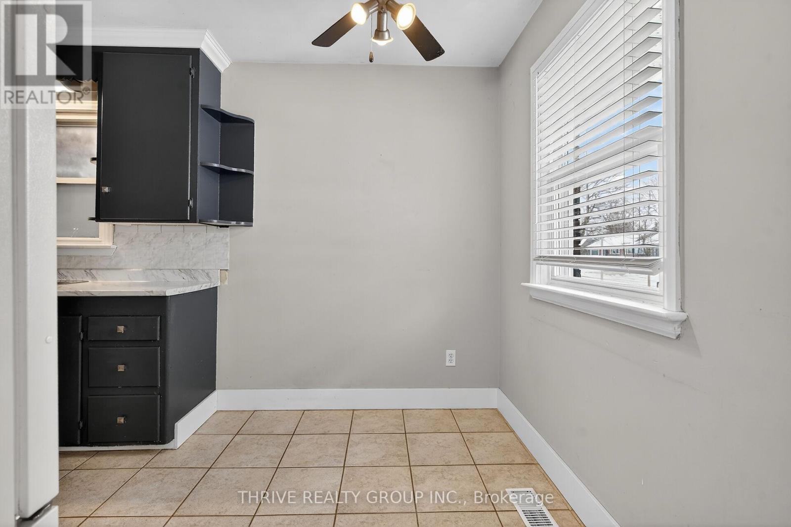 71 Jasper Crescent, London East, Ontario  N5W 1J9 - Photo 9 - X12822766