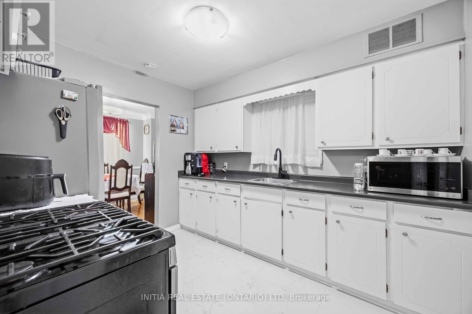 310 Conrad Street, Sarnia, Ontario  N7T 3K6 - Photo 7 - X12822798