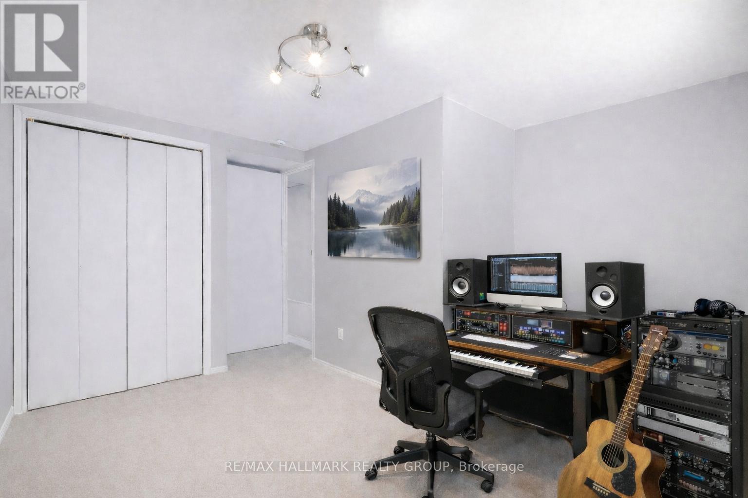 2036 Kings Grove Crescent, Ottawa, Ontario  K1J 6G1 - Photo 22 - X12822552