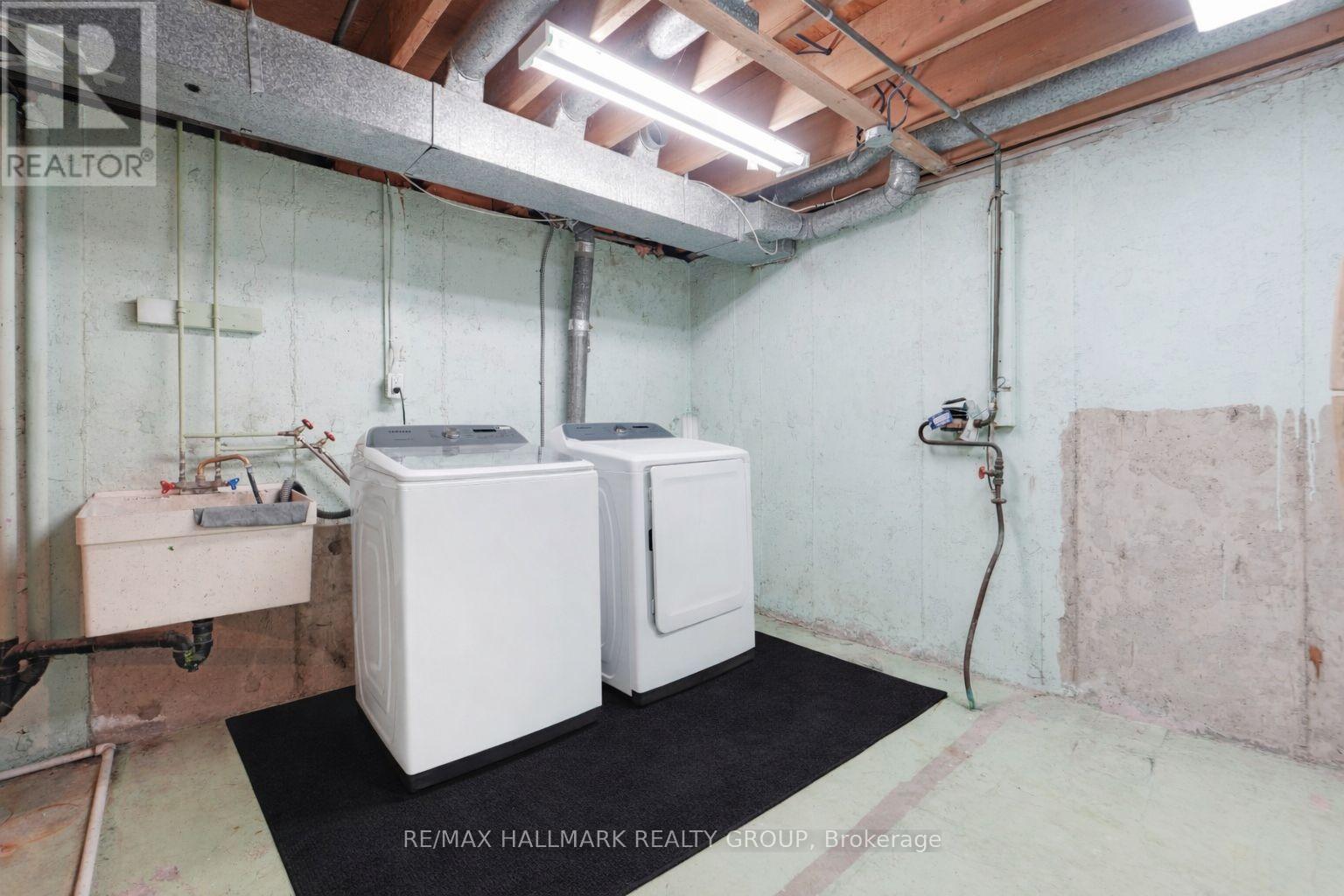 2036 Kings Grove Crescent, Ottawa, Ontario  K1J 6G1 - Photo 24 - X12822552