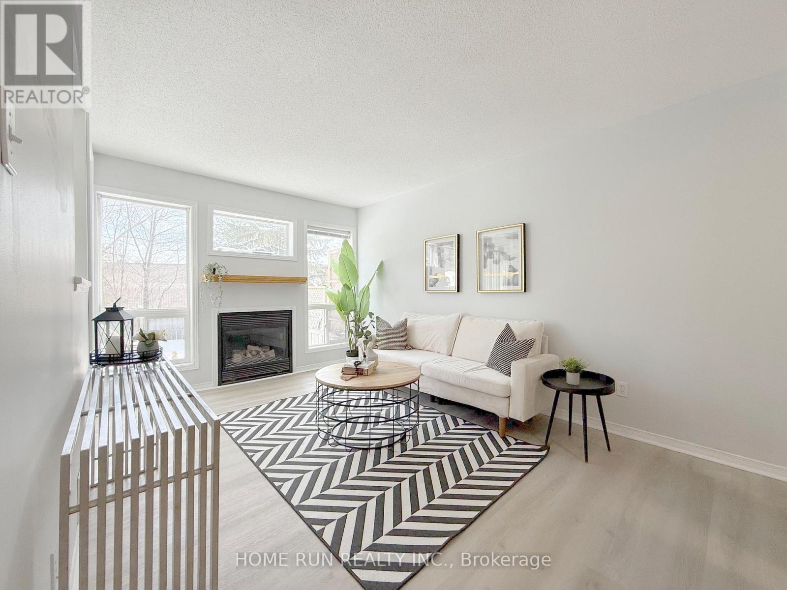 95 Hemlo Crescent, Ottawa, Ontario  K2T 1E1 - Photo 9 - X12822628