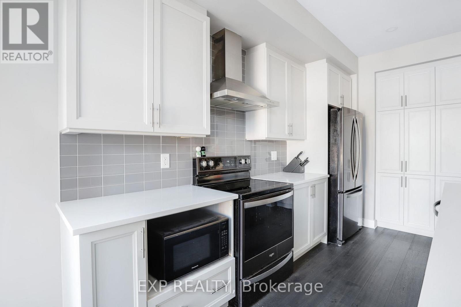 1053 Lunar Glow Crescent, Ottawa, Ontario  K4M 0J9 - Photo 14 - X12822662