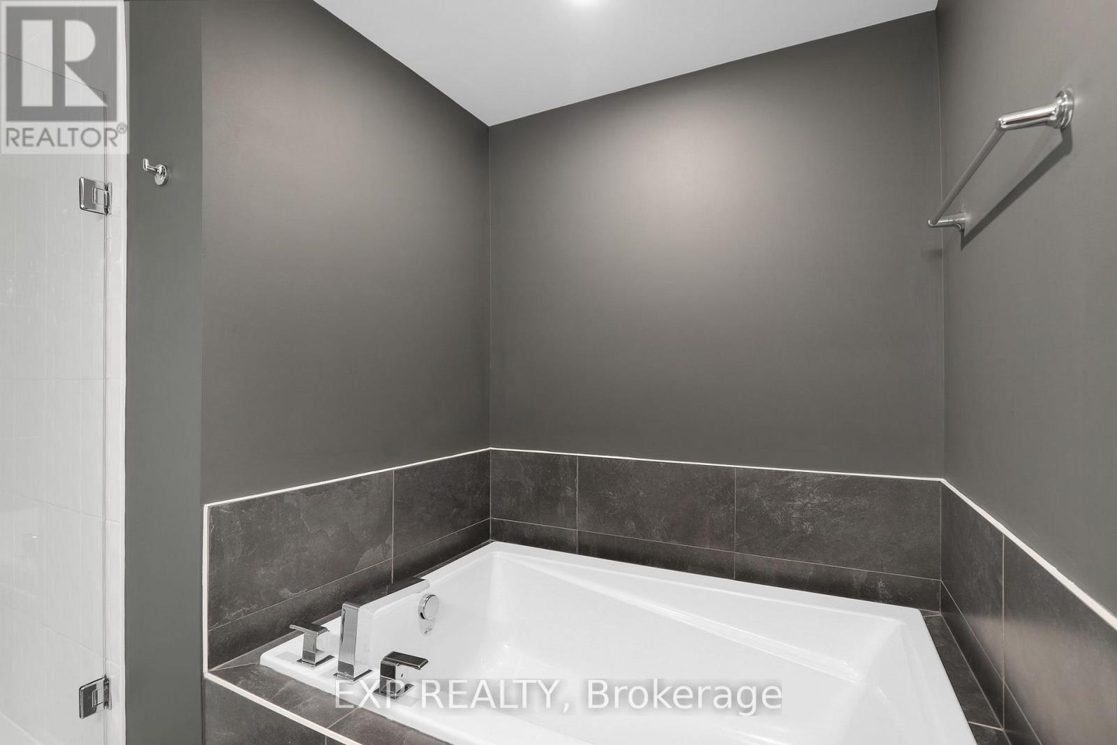 1053 Lunar Glow Crescent, Ottawa, Ontario  K4M 0J9 - Photo 23 - X12822662