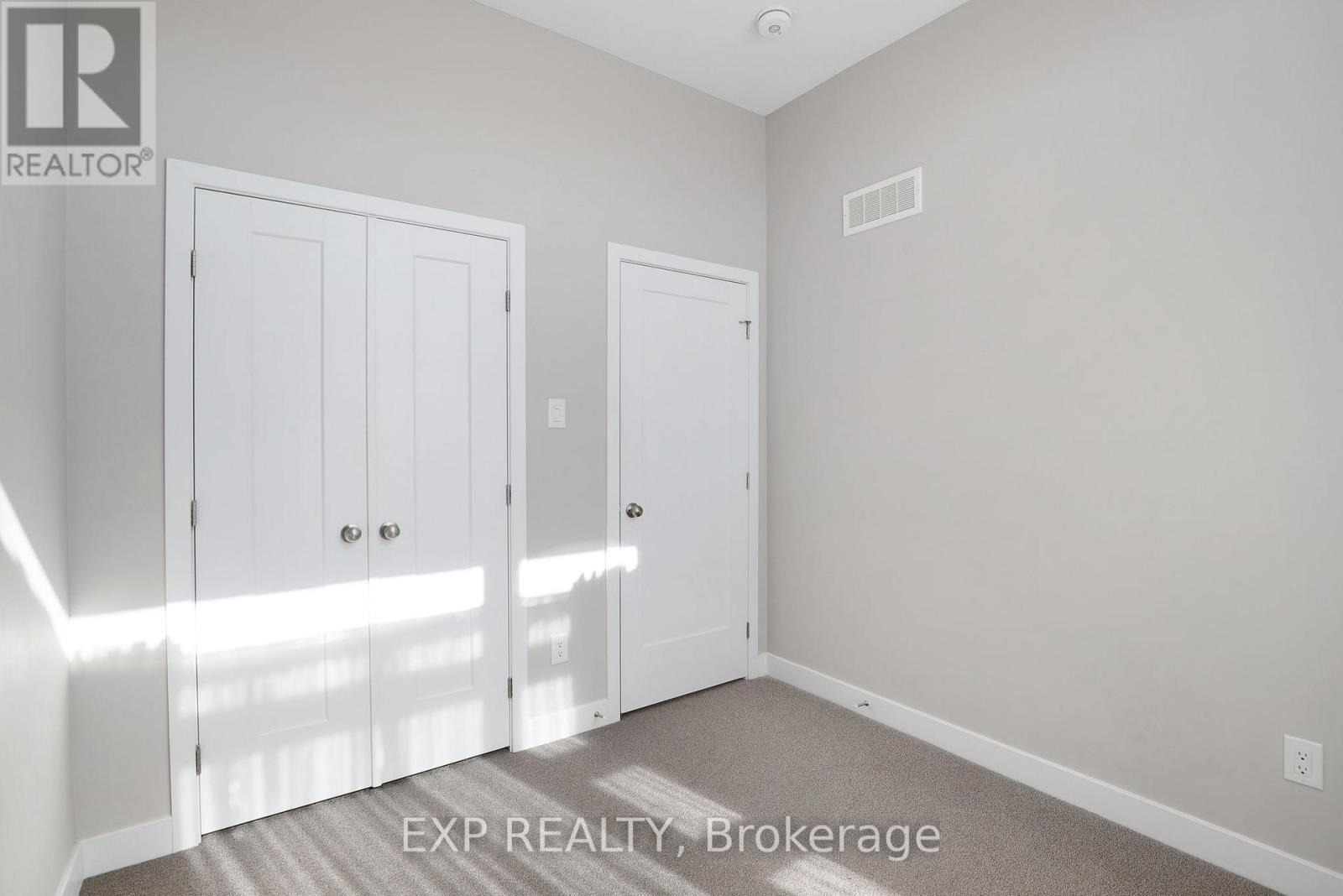 1053 Lunar Glow Crescent, Ottawa, Ontario  K4M 0J9 - Photo 28 - X12822662