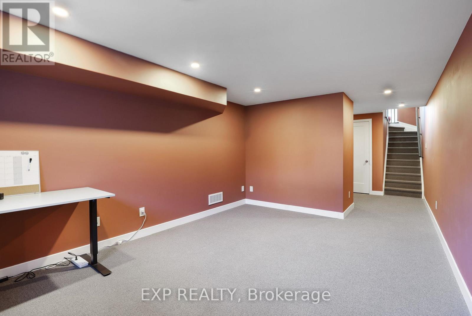 1053 Lunar Glow Crescent, Ottawa, Ontario  K4M 0J9 - Photo 32 - X12822662