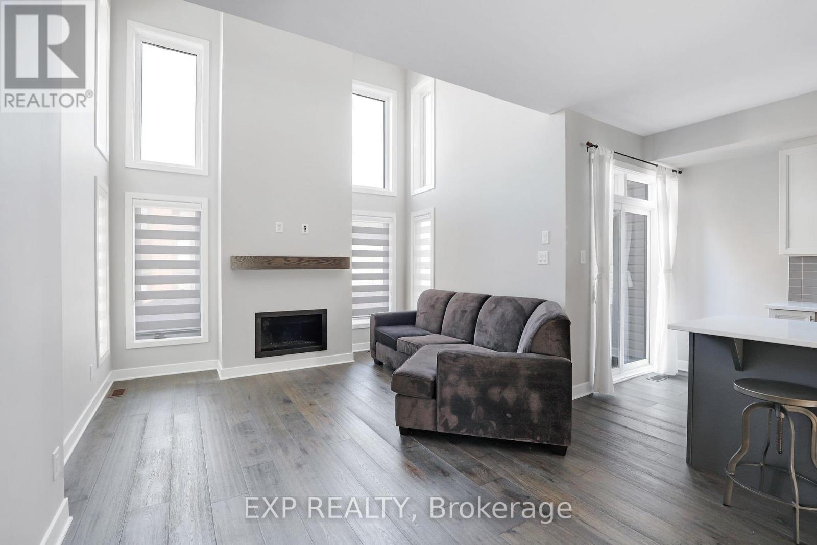 1053 Lunar Glow Crescent, Ottawa, Ontario  K4M 0J9 - Photo 7 - X12822662