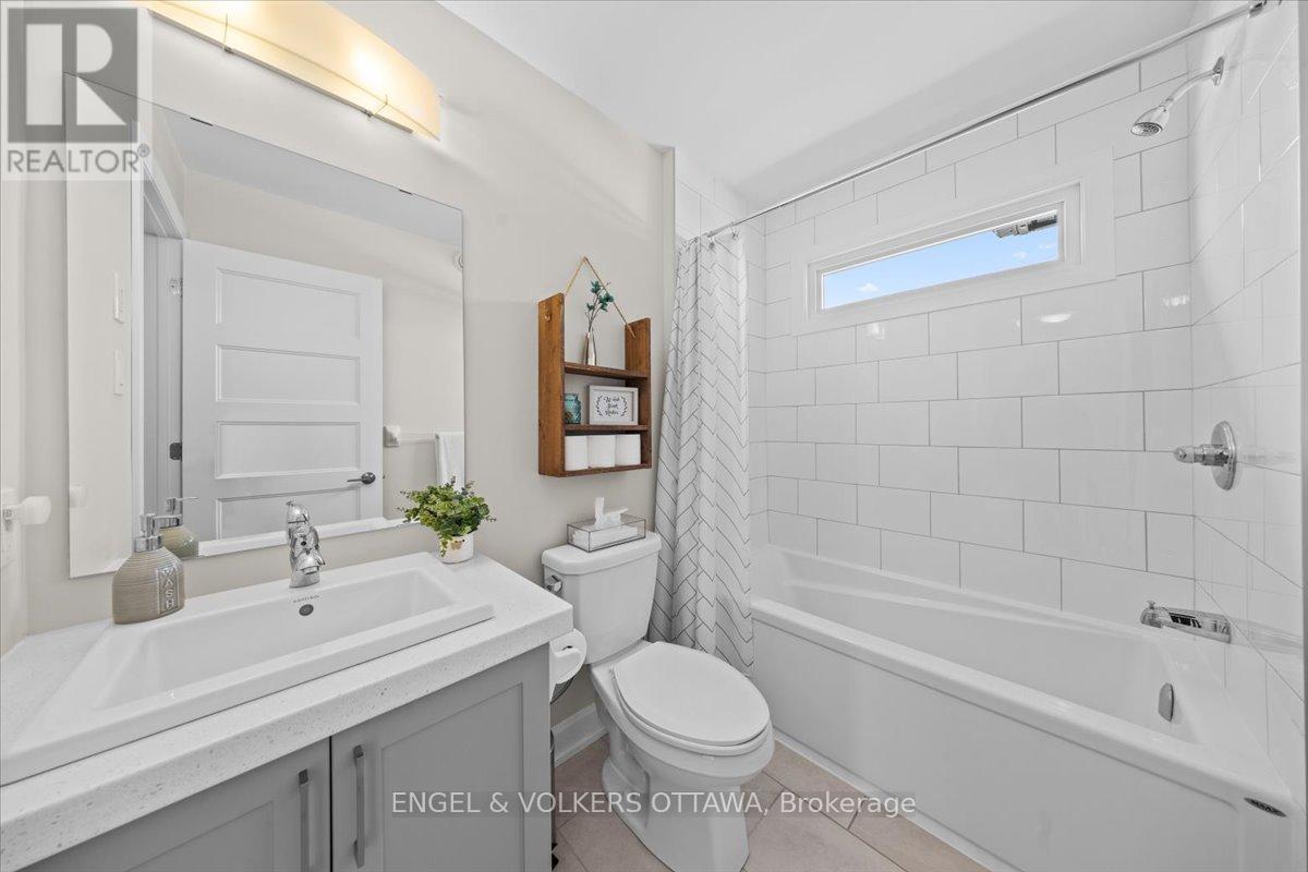 624 Geneva Crescent, Russell, Ontario  K0A 1W0 - Photo 33 - X12822734