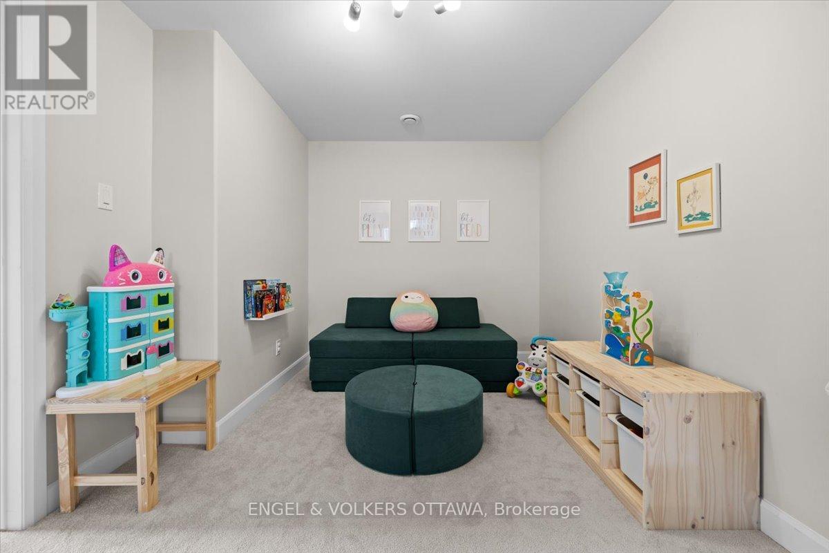 624 Geneva Crescent, Russell, Ontario  K0A 1W0 - Photo 38 - X12822734