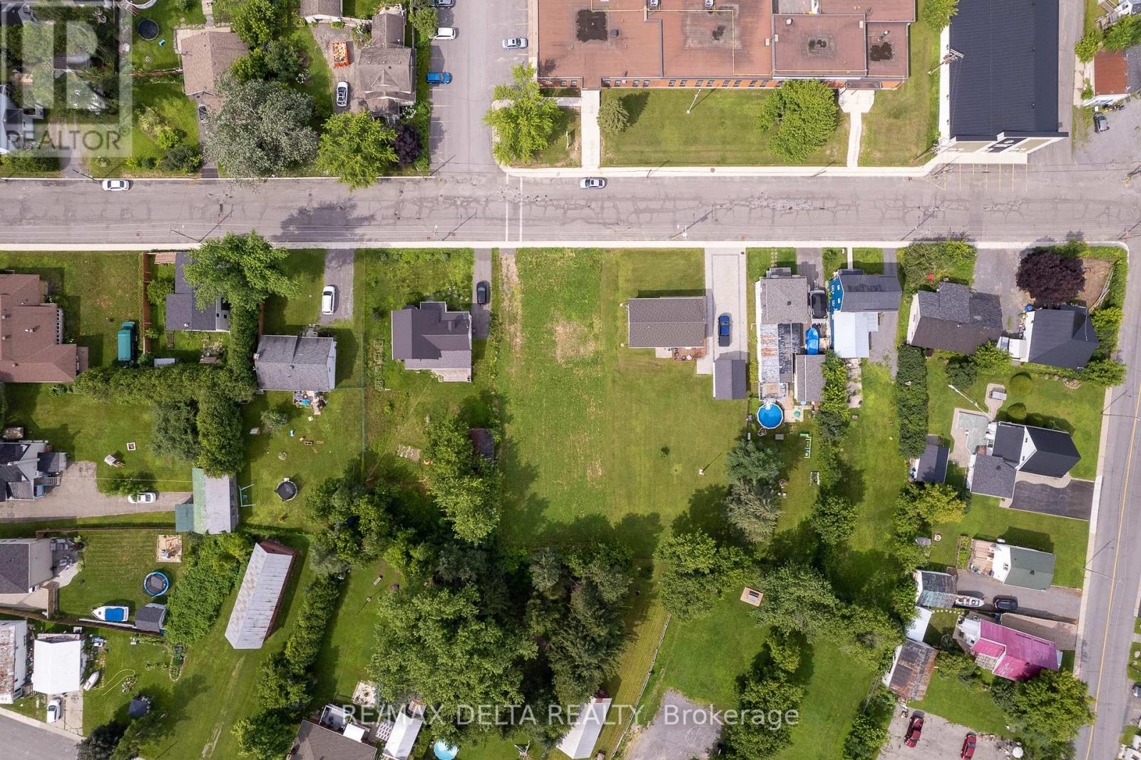 265 Main Street, Alfred And Plantagenet, Ontario K0A 1L0 - Photo 11 - X12822806