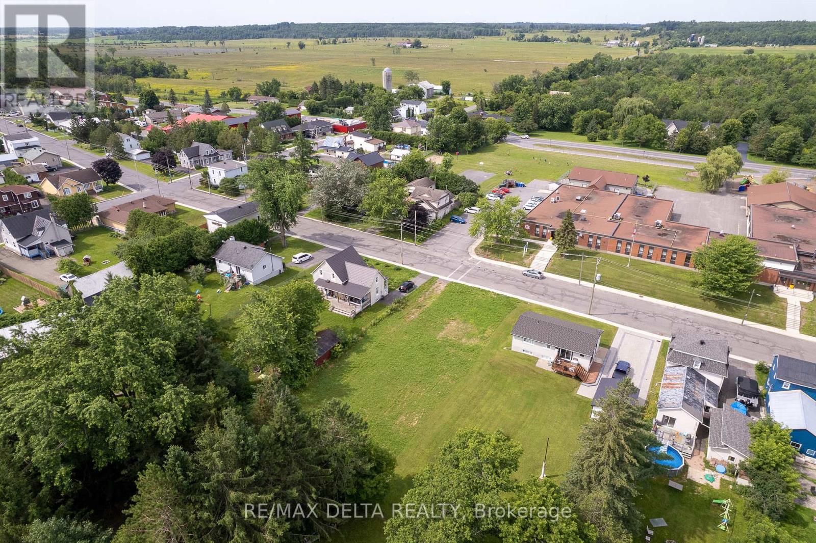 265 Main Street, Alfred And Plantagenet, Ontario K0A 1L0 - Photo 7 - X12822806