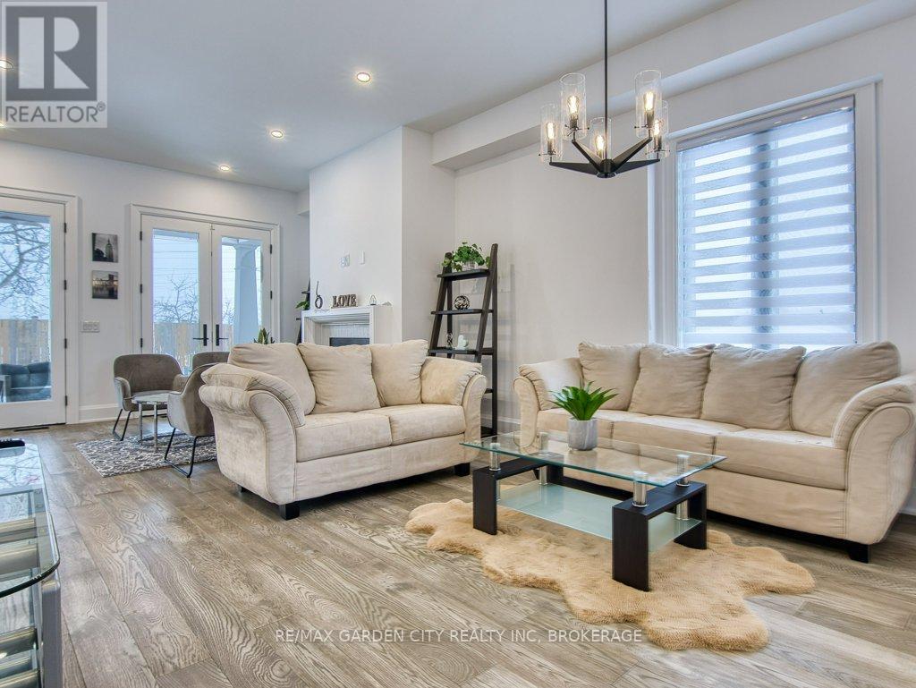 6290 Lucia Drive, Niagara Falls, Ontario  L2J 0G1 - Photo 11 - X12822654