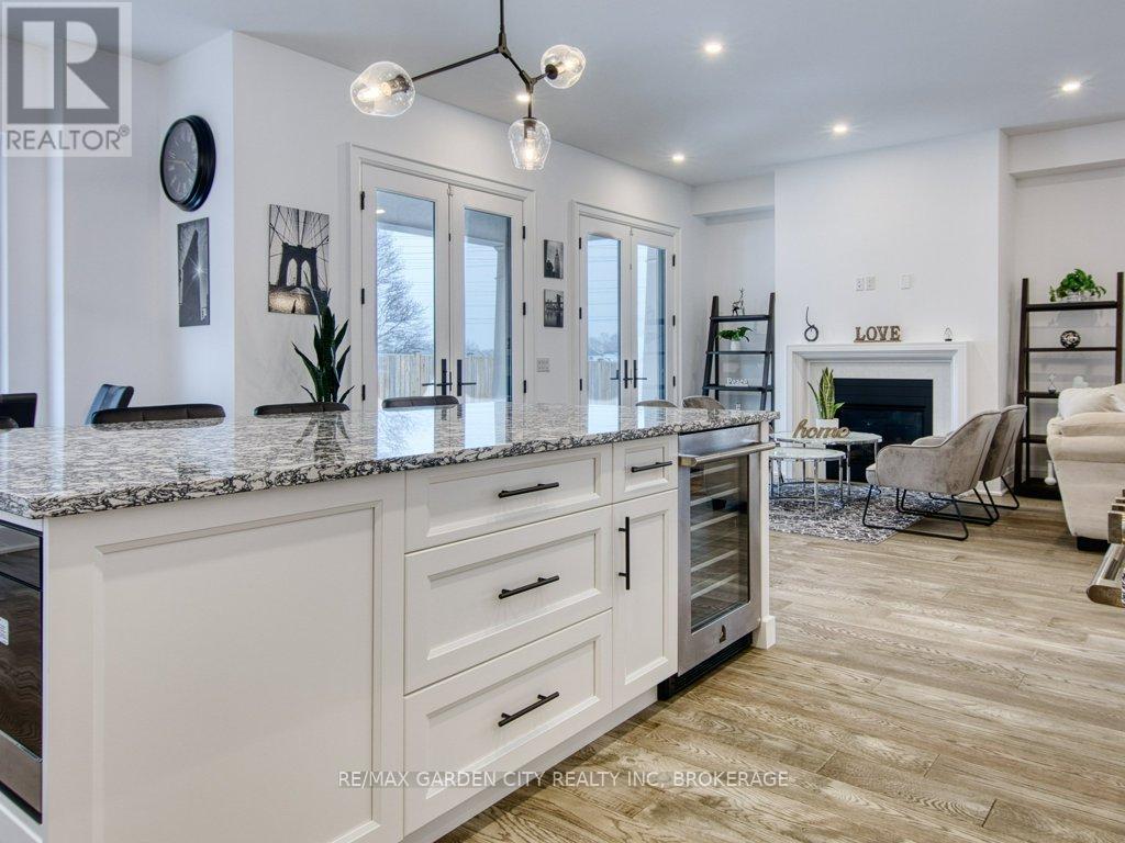 6290 Lucia Drive, Niagara Falls, Ontario  L2J 0G1 - Photo 14 - X12822654