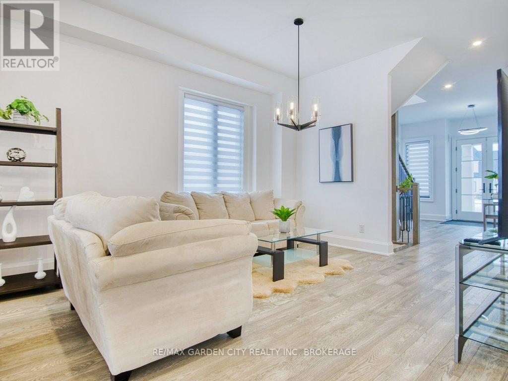 6290 Lucia Drive, Niagara Falls, Ontario  L2J 0G1 - Photo 9 - X12822654