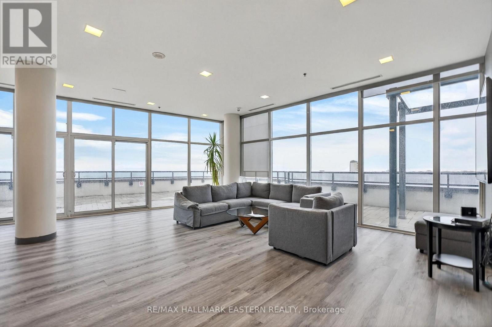 Th3 - 11 Superior Avenue, Toronto (Mimico), Ontario  M8V 0A7 - Photo 27 - W12822686