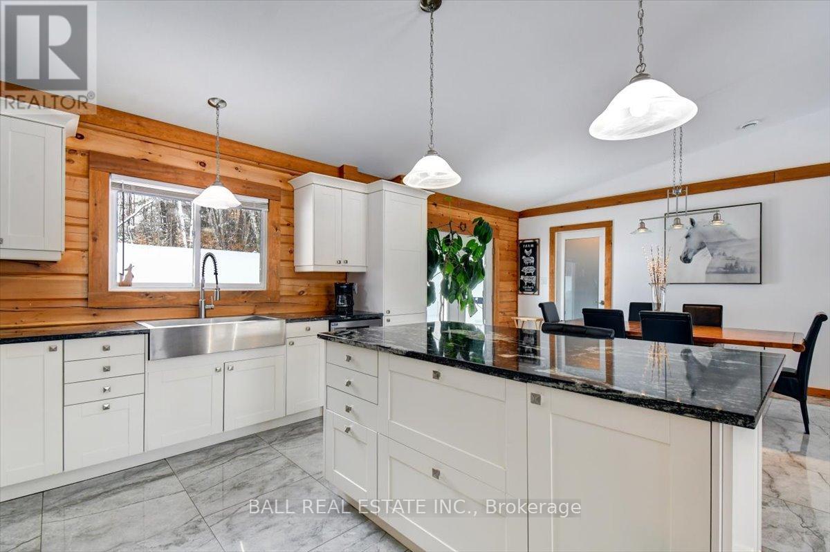 250 Lakeview Road, Bancroft, Ontario  K0L 1C0 - Photo 12 - X12822618