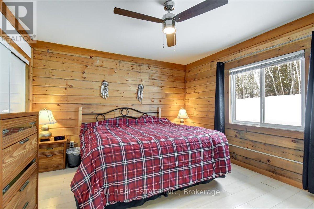 250 Lakeview Road, Bancroft, Ontario  K0L 1C0 - Photo 20 - X12822618