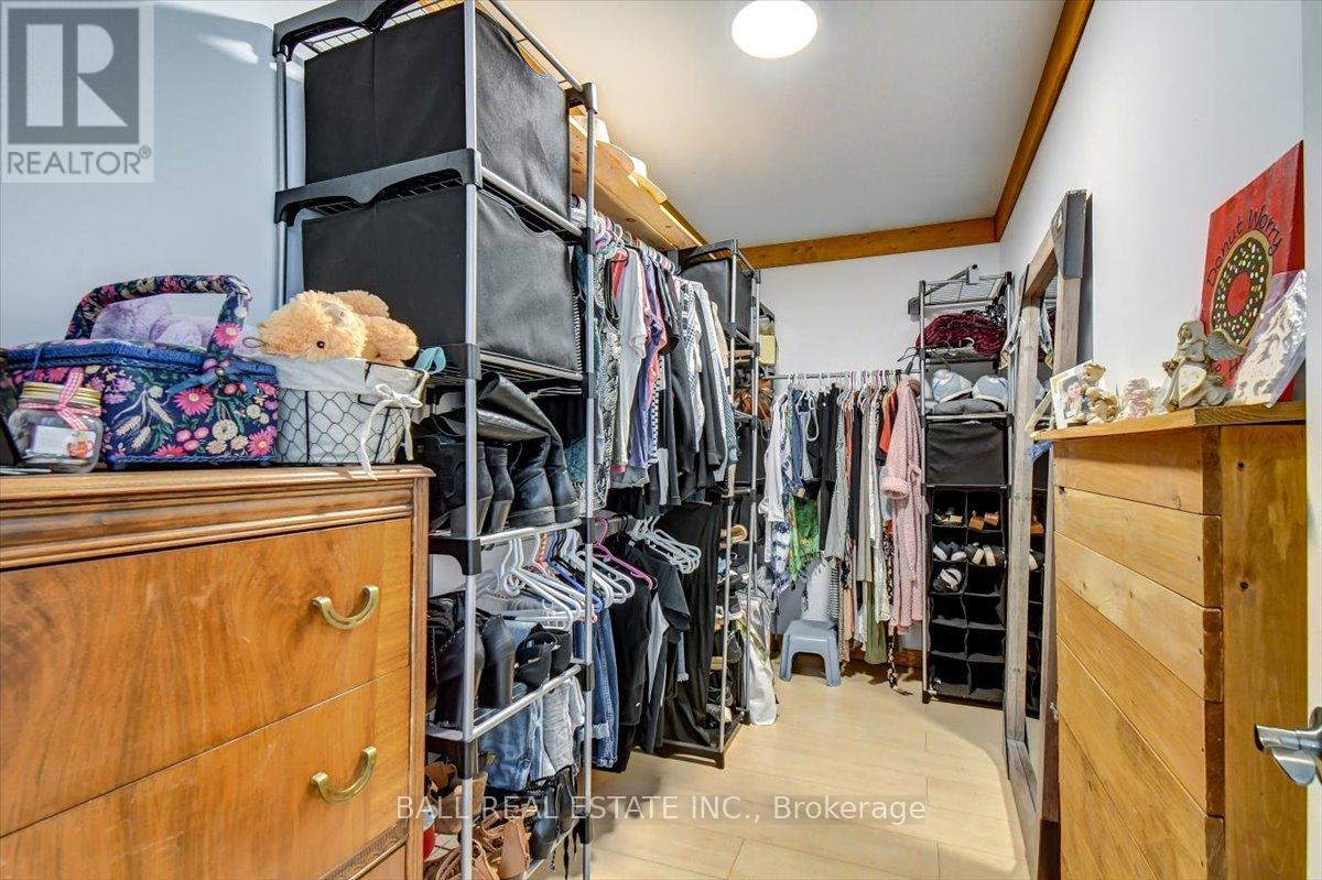 250 Lakeview Road, Bancroft, Ontario  K0L 1C0 - Photo 23 - X12822618