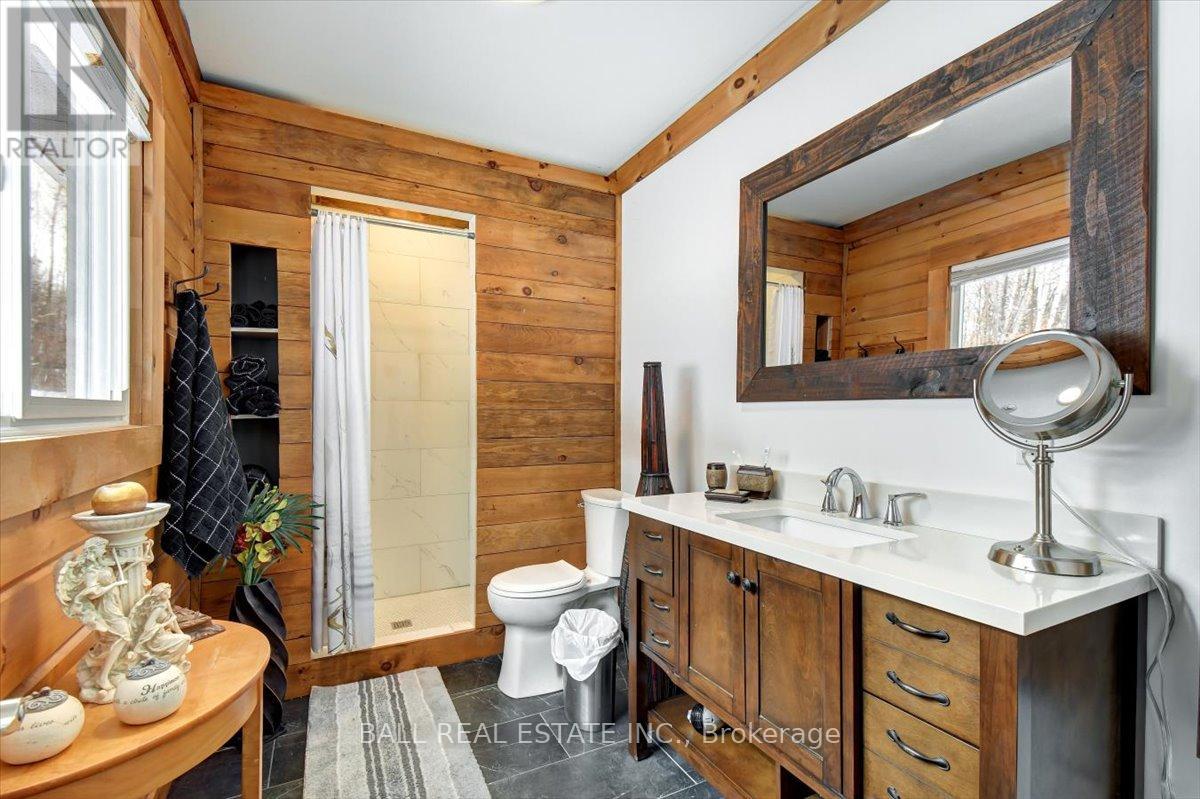 250 Lakeview Road, Bancroft, Ontario  K0L 1C0 - Photo 24 - X12822618