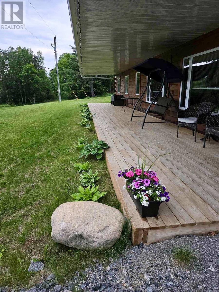 250 Lakeview Road, Bancroft, Ontario  K0L 1C0 - Photo 44 - X12822618
