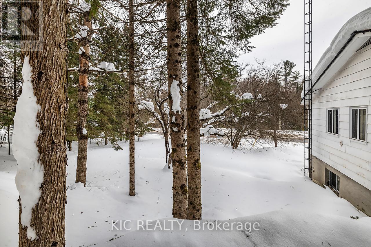 14202 Highway 118 Highway E, Dysart Et Al, Ontario  K0M 1S0 - Photo 30 - X12822620