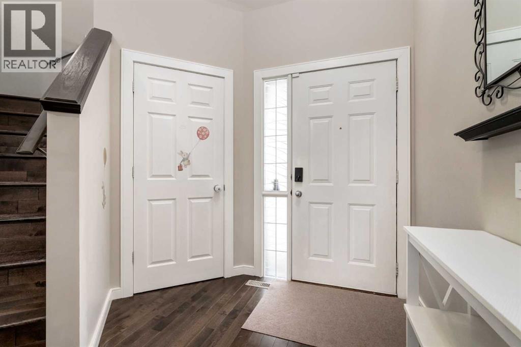 815 Tuscany Drive Nw, Calgary, Alberta  T3L 2J8 - Photo 2 - A2282327