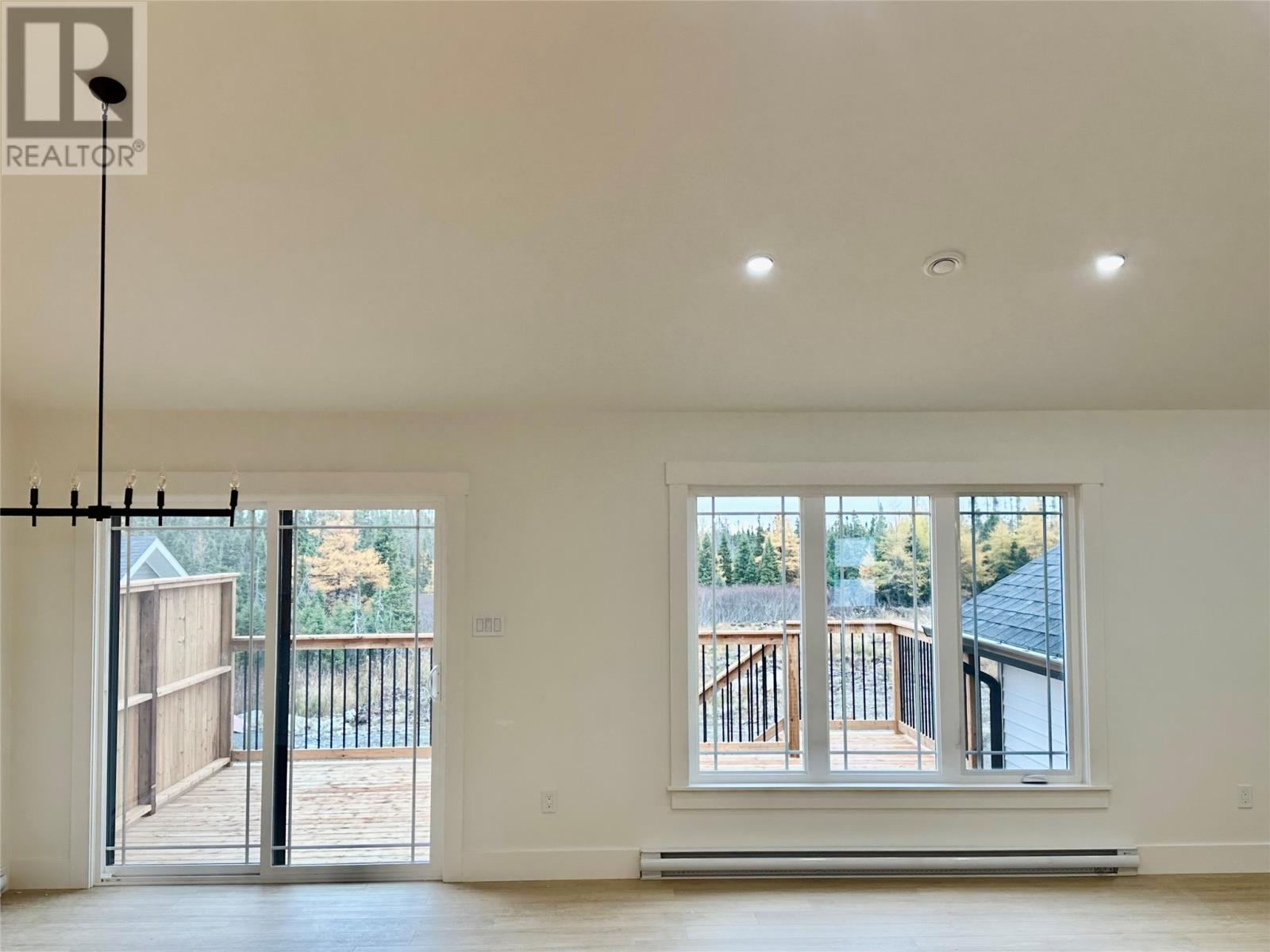 21 Blandford Street, Gander, Newfoundland & Labrador  A1V 0A4 - Photo 4 - 1294797