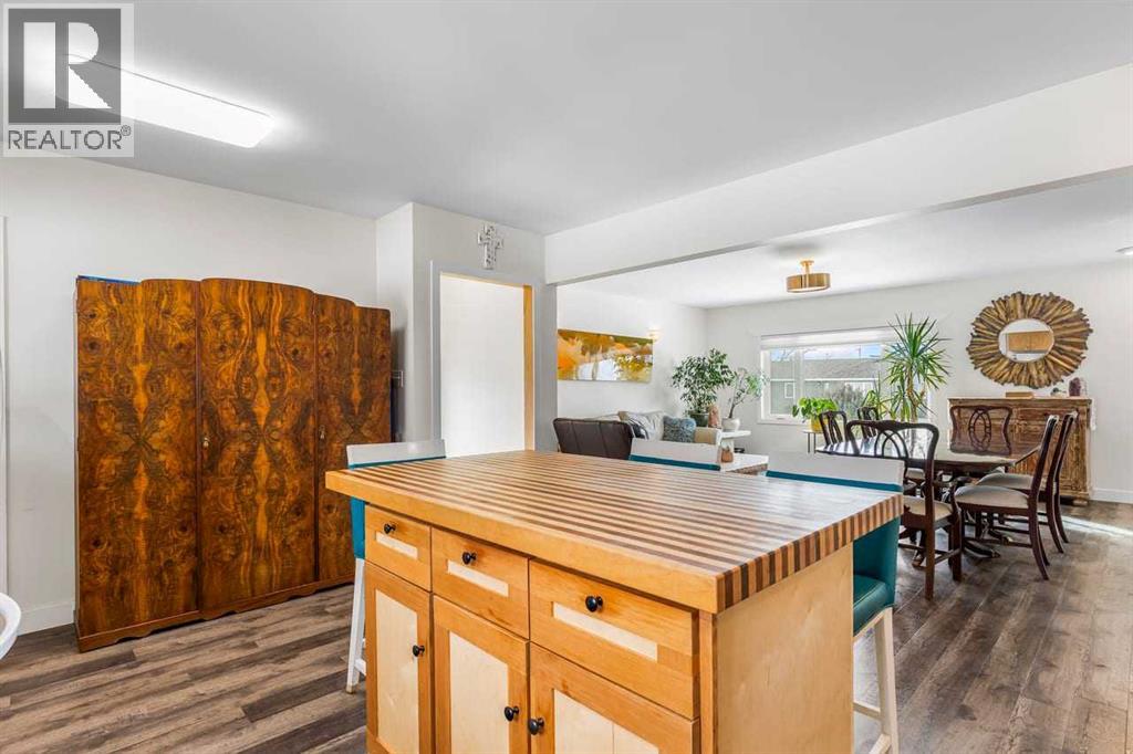 230 Frederick Avenue W, Standard, Alberta  T0J 3G0 - Photo 16 - A2288586