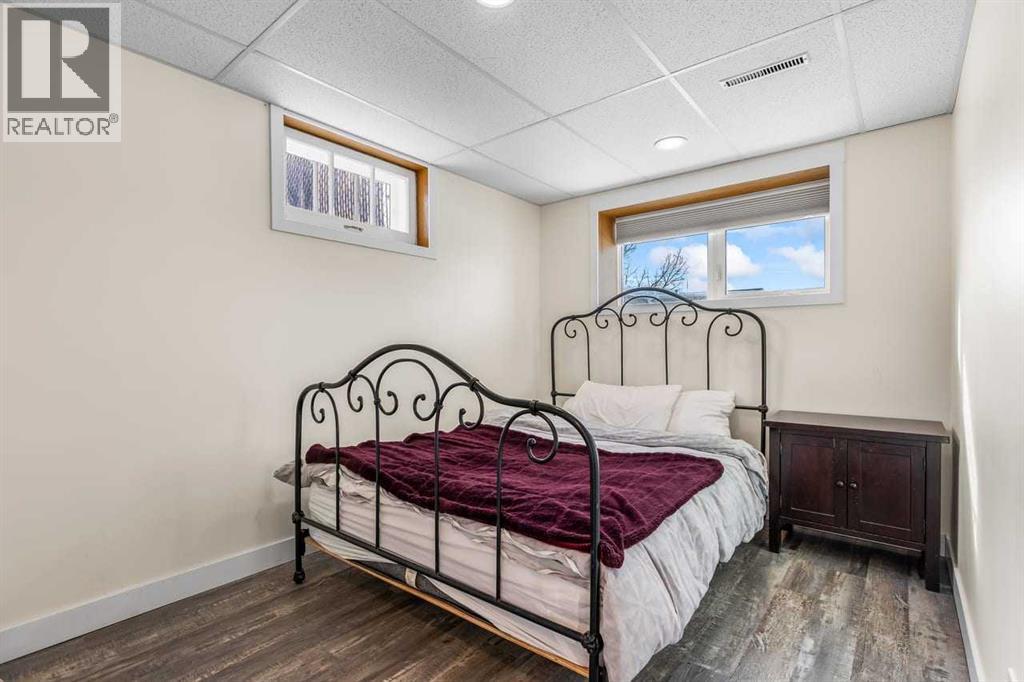 230 Frederick Avenue W, Standard, Alberta  T0J 3G0 - Photo 28 - A2288586