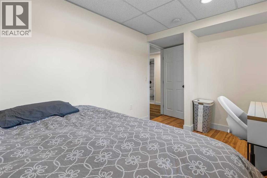 230 Frederick Avenue W, Standard, Alberta  T0J 3G0 - Photo 37 - A2288586