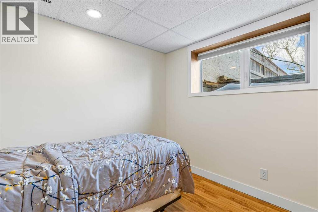 230 Frederick Avenue W, Standard, Alberta  T0J 3G0 - Photo 34 - A2288586