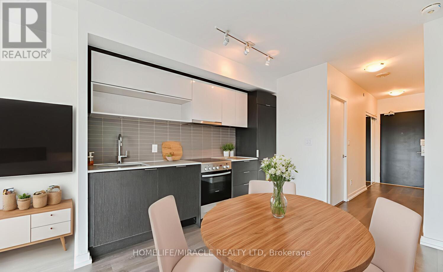 604 - 159 Wellesley Street E, Toronto, Ontario  M4Y 0H5 - Photo 7 - C12822592