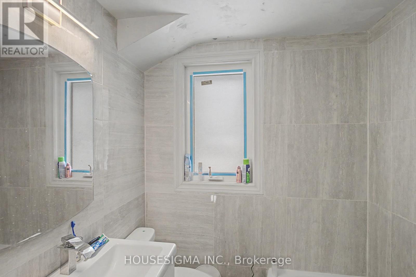 20 Homewood Avenue, Toronto, Ontario  M2M 1J9 - Photo 14 - C12822748