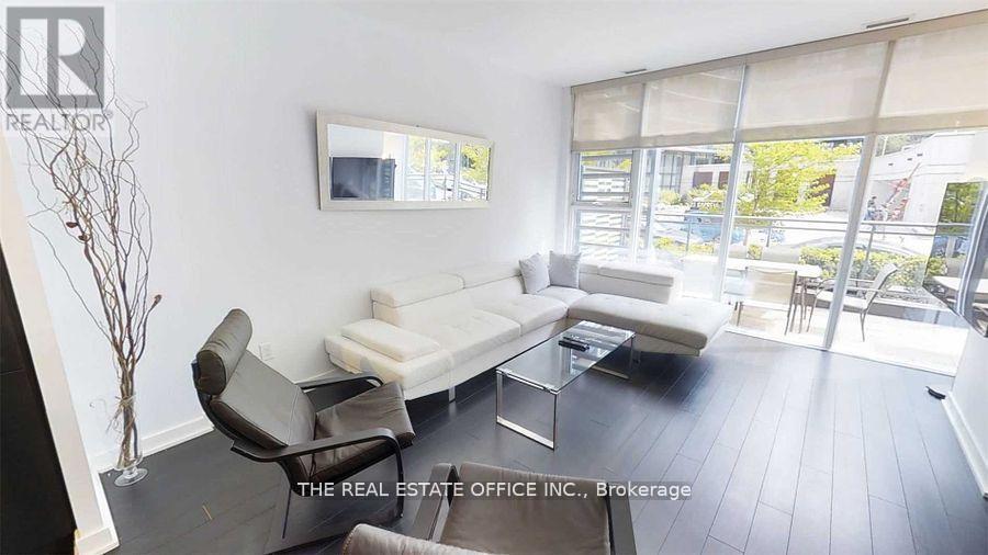 G21 - 16 Capreol Court, Toronto, Ontario  M5V 4A3 - Photo 10 - C12822770