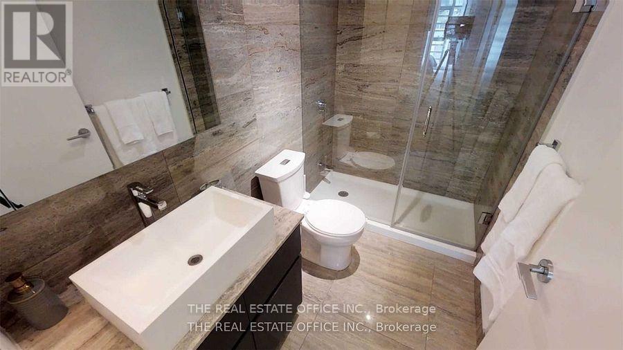 G21 - 16 Capreol Court, Toronto, Ontario  M5V 4A3 - Photo 20 - C12822770