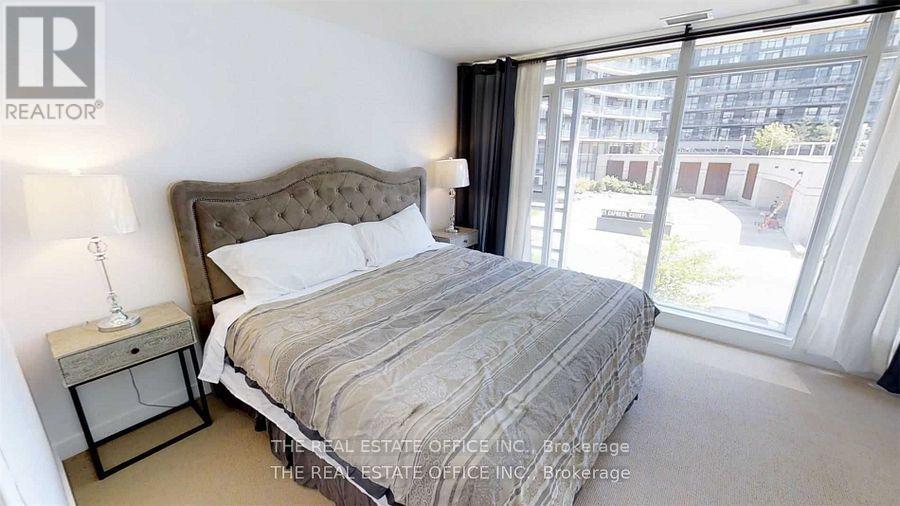 G21 - 16 Capreol Court, Toronto, Ontario  M5V 4A3 - Photo 21 - C12822770