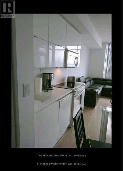 4001 - 21 Iceboat Terrace, Toronto, Ontario  M5V 4A9 - Photo 11 - C12822772