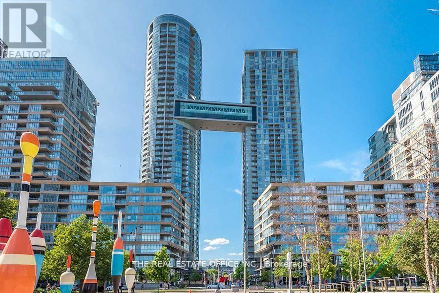 4001 - 21 Iceboat Terrace, Toronto, Ontario  M5V 4A9 - Photo 14 - C12822772