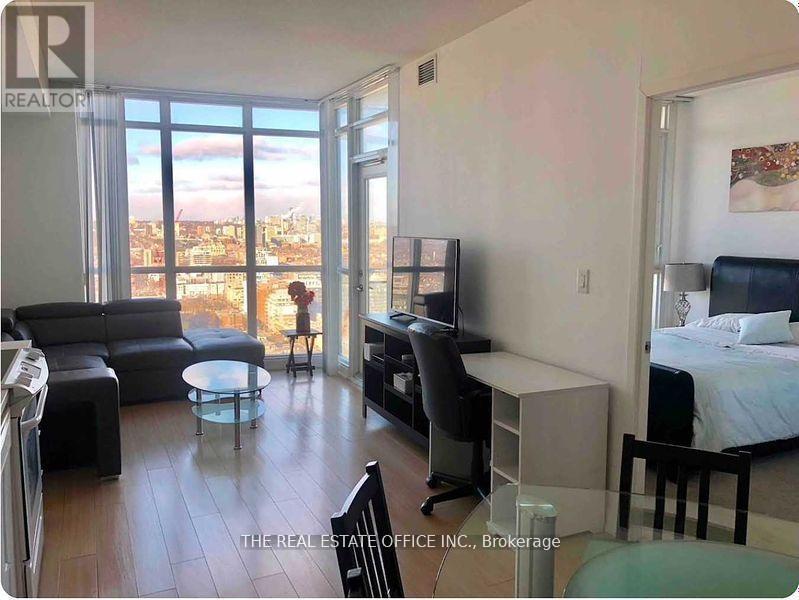 4001 - 21 Iceboat Terrace, Toronto, Ontario  M5V 4A9 - Photo 3 - C12822772