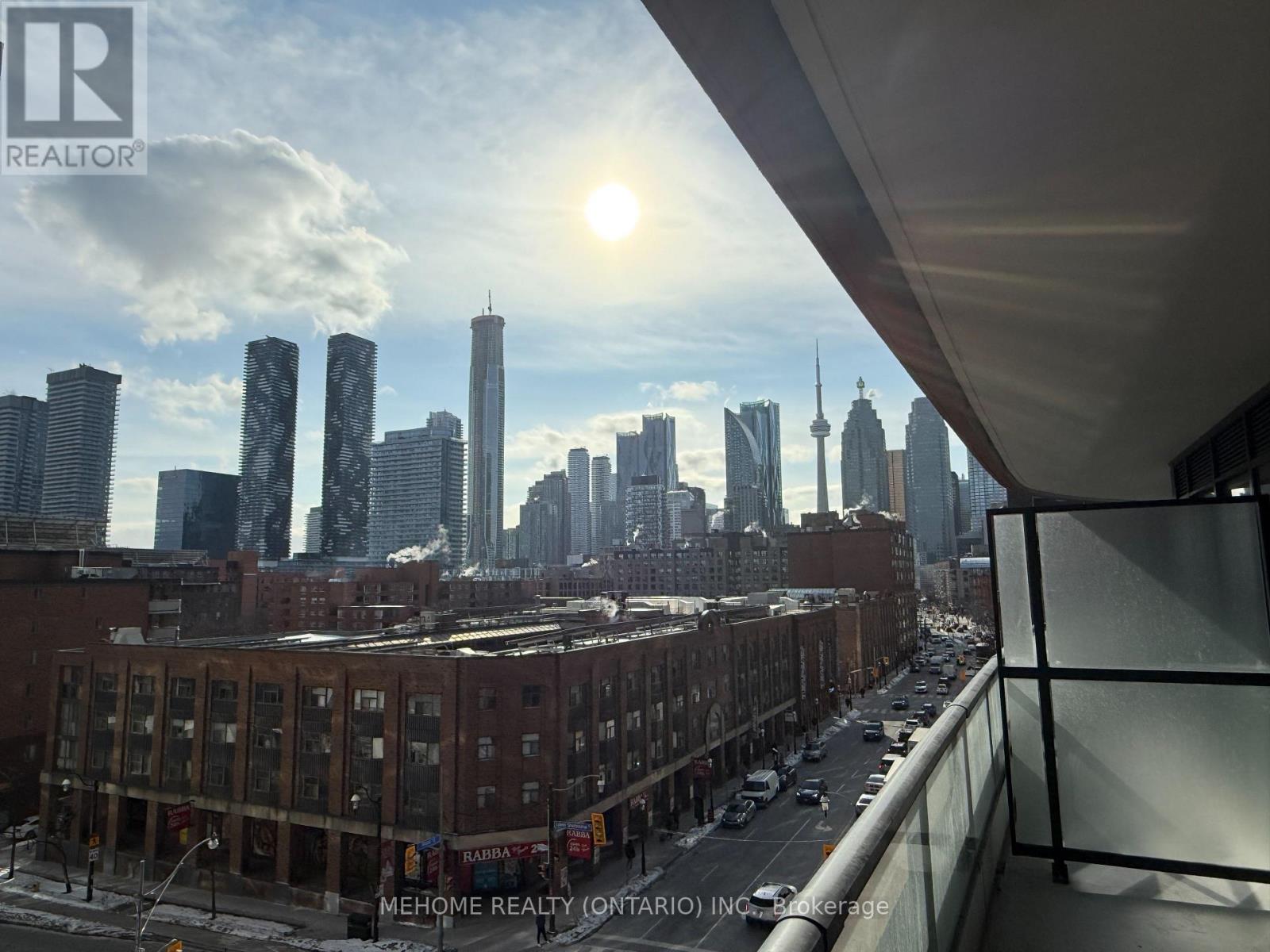 612 - 180 Front Street E, Toronto, Ontario  M5A 0K9 - Photo 2 - C12822822