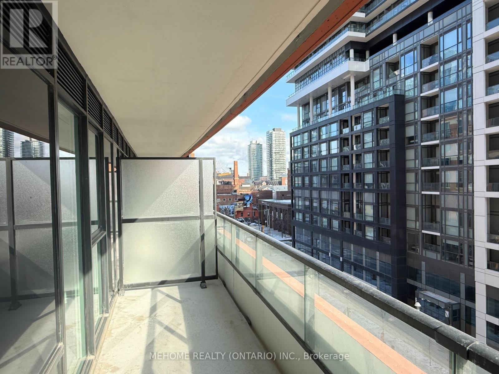 612 - 180 Front Street E, Toronto, Ontario  M5A 0K9 - Photo 4 - C12822822