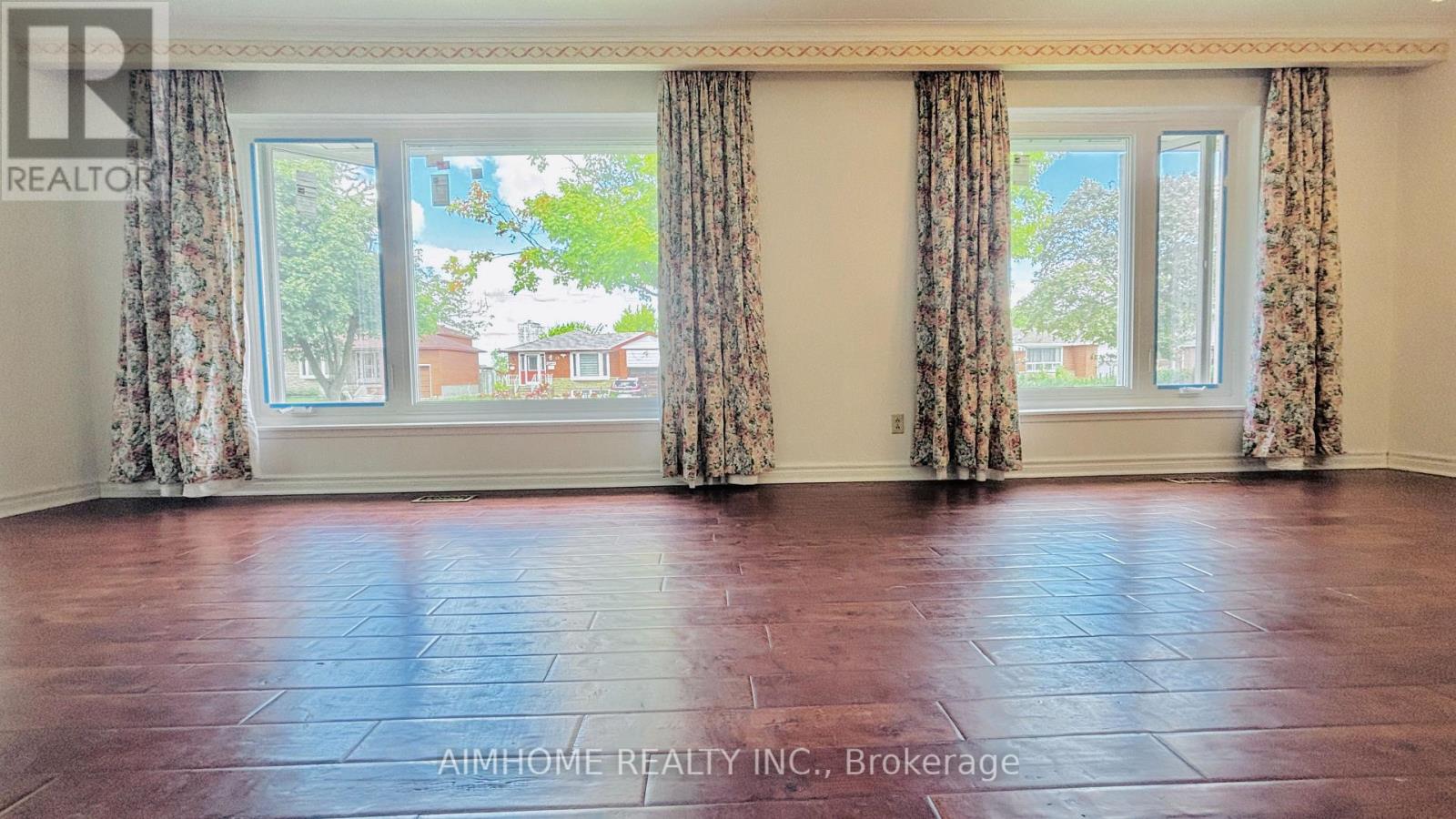 19 Sunderland Crescent, Toronto, Ontario  M1H 2V2 - Photo 11 - E12822548